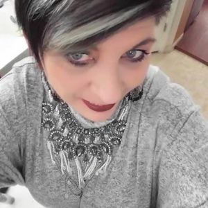 Meet your Posher, Martina